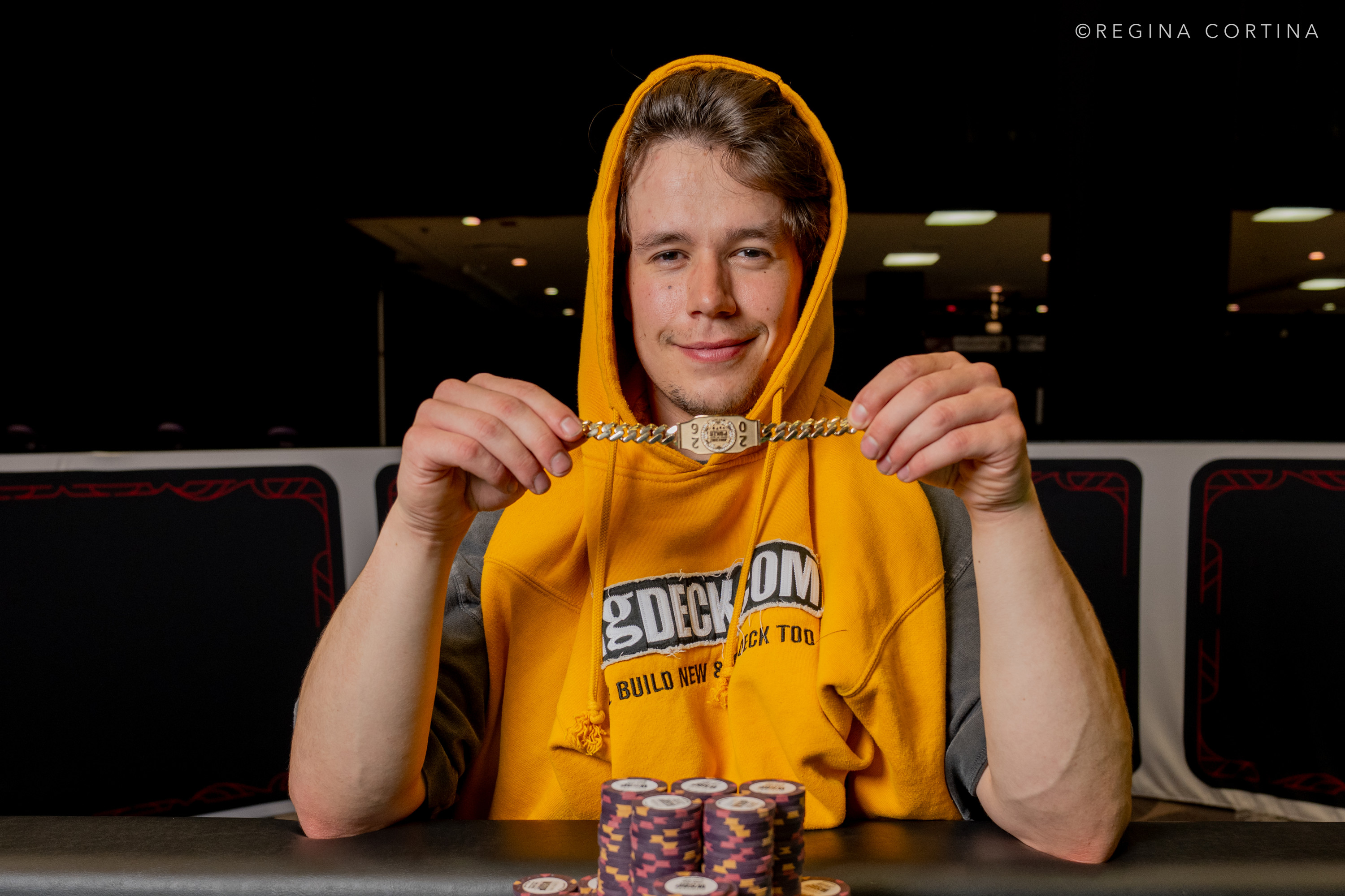 专业解析：Garrett Dwire 在WSOP 2026「夏日储蓄」赛事中的制胜逻辑 - 新葡京娱乐