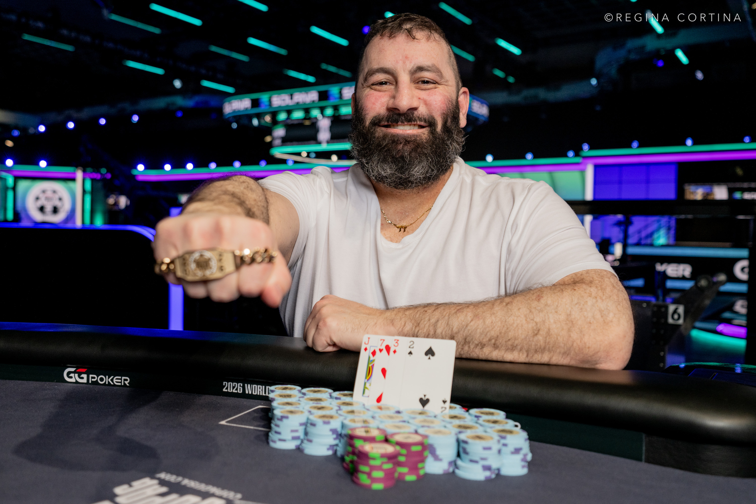 「双面牌桌」的疯狂：Justin Fawcett 如何在 WSOP 赢得唯一双底池锦标赛 - 澳门新葡京